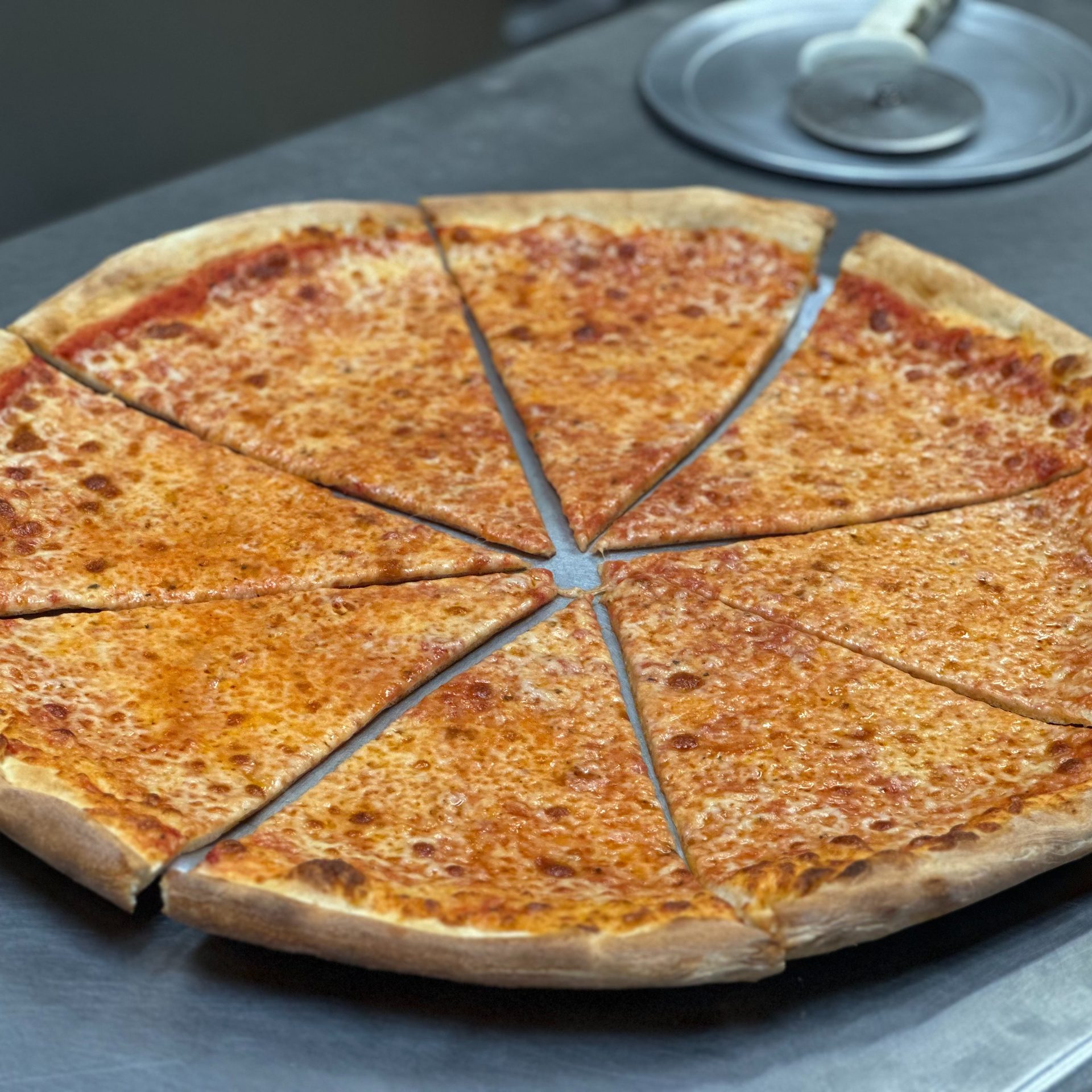 Extra Large Pizza + 15 Wings DAILY SPECIAL - ONLY $33 +tax IN STORE/Delivery